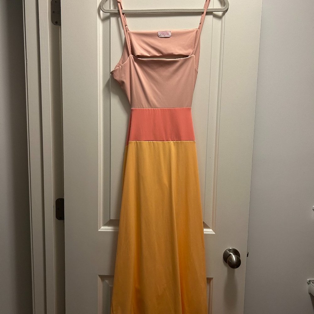 Pink Lily Dresses | Body Con, Cut Out Midi Dress